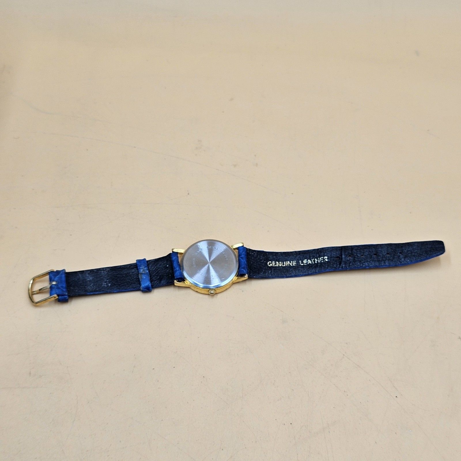 Vintage St. Bernard Gold Tone Quartz Kitten Watch New Battery Runs Great — image 8 of 8